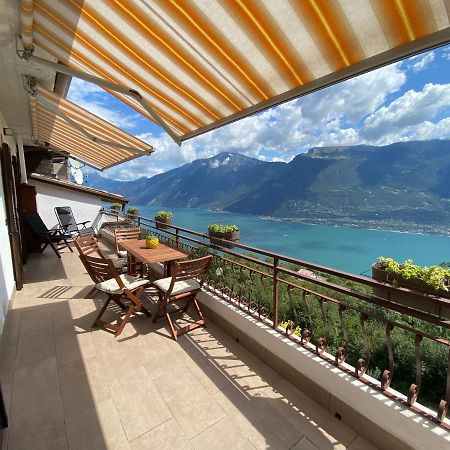 Casa Nonno Sergio lake view by Gardadomusmea Tremosine Exterior foto